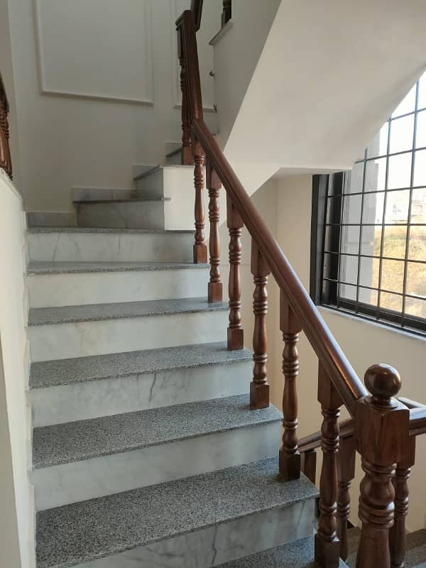 MPCHS (B-17), 5 Marla Triple Storey House Neat and Clean Accommodation Reasonable Price 2