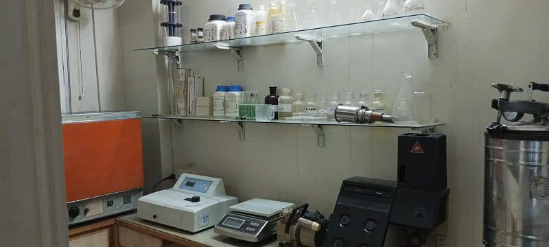 Chemical Laboratory and water plant equipment for sale 0