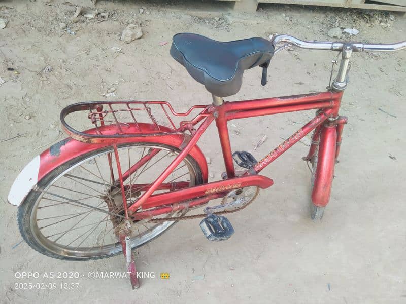 both cycle for sale  ,very good and running condition 3