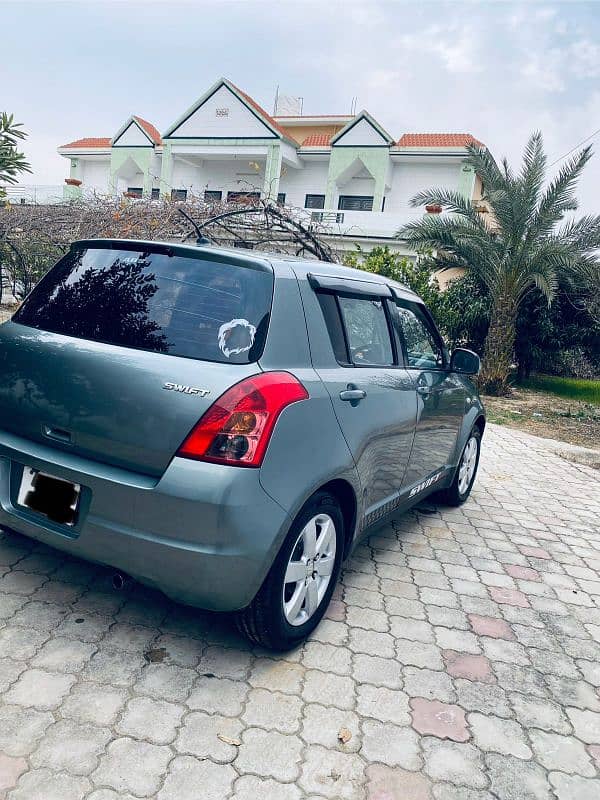 Suzuki Swift 2012 4