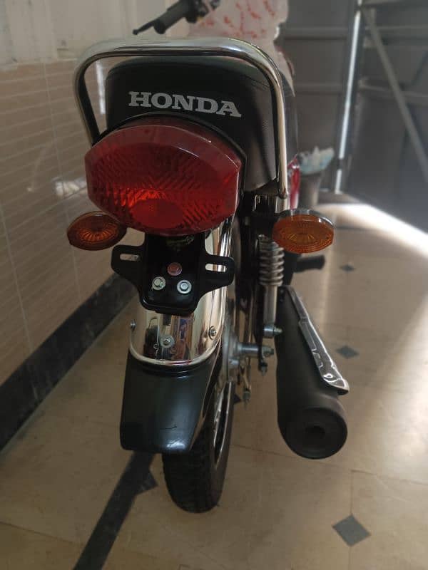 Honda CG 125 for sale PESHAWAR RIJESTER 7