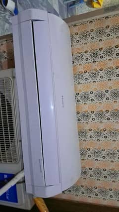 Ecostar 1.5 tone Window AC in good condition