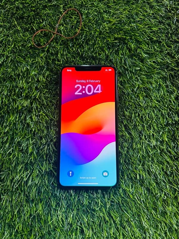 xs max golden colour 256gb physical +esim pta approved 1