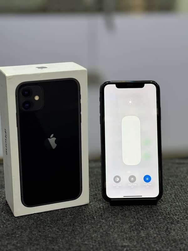 iPhone 11 128GB 4