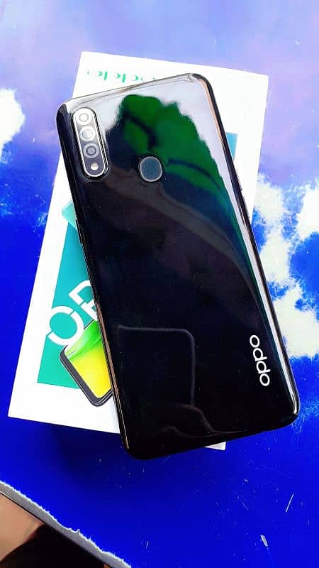 oppo A-31  Mobile 8/256 with box and charger 0