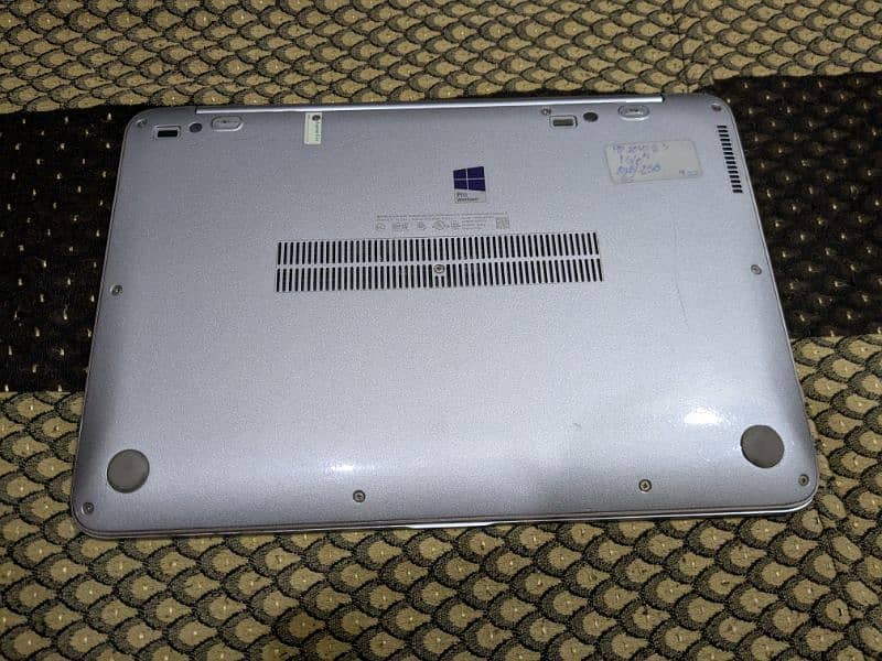 Hp Elitebook Folio 1040 G3 (03037794522) 1