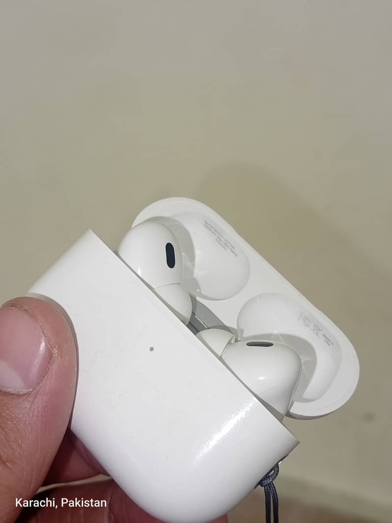 apple airpods pro 2nd generation original made in usa USA 9