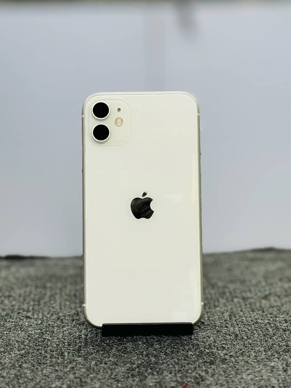 iPhone 11 64Gb 0