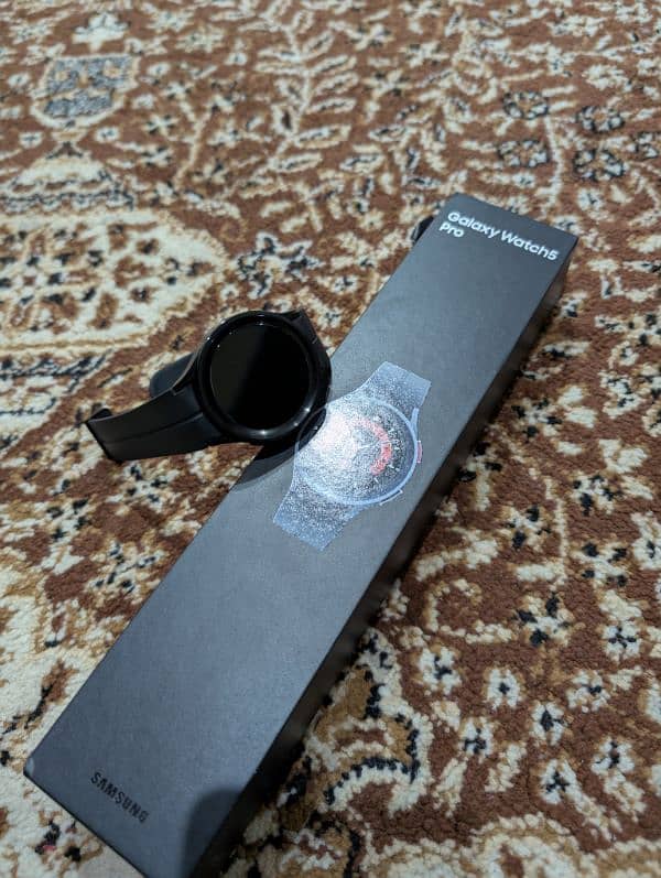 Samsung Galaxy Watch 5pro 0