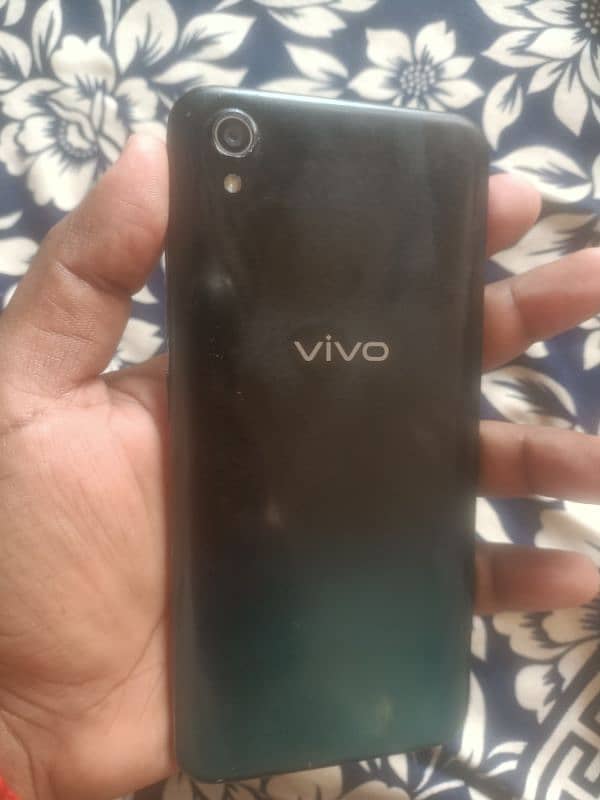 VIVO MOBILE. urgent sale 4