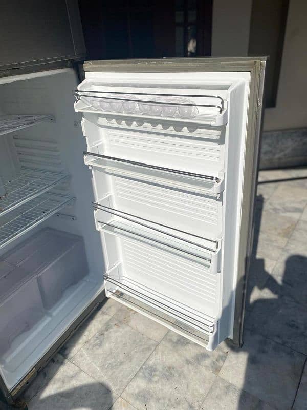 Used Working Condition , Dawlance Refrigerator 8