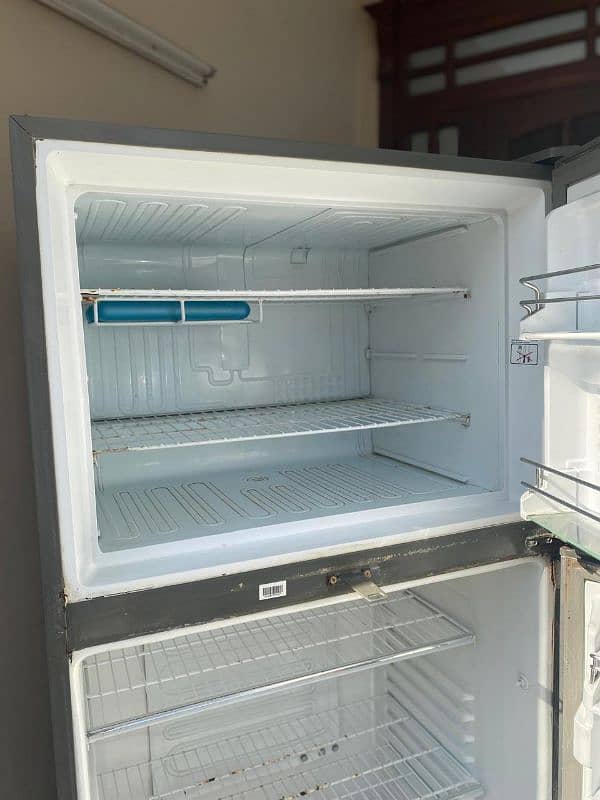 Used Working Condition , Dawlance Refrigerator 9