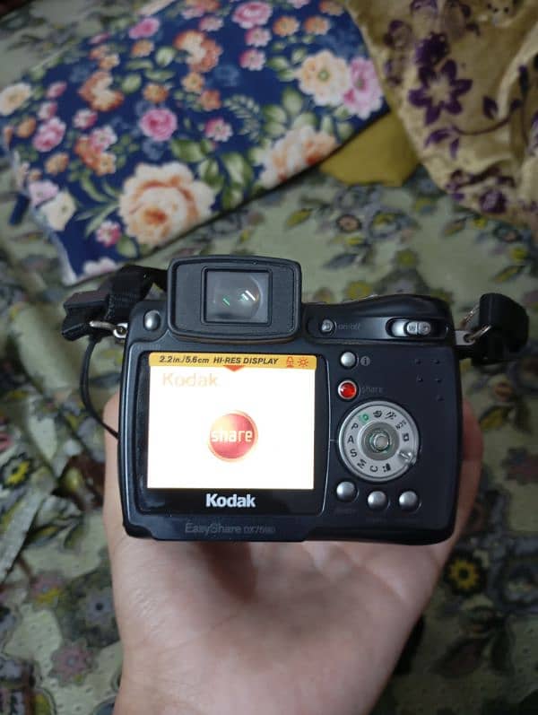 Kodak Camera For Sale With All accessories Phone number 03214744356 6