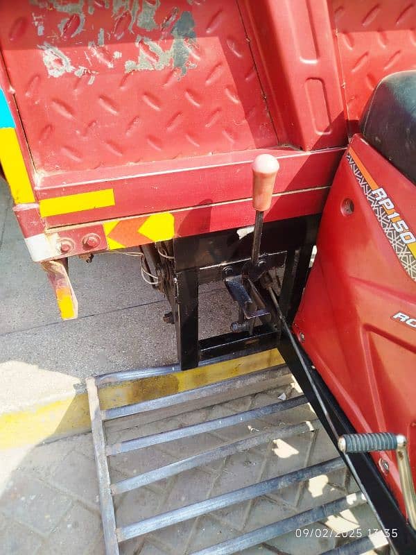 Loader Rickshaw 150cc Road Prince 12