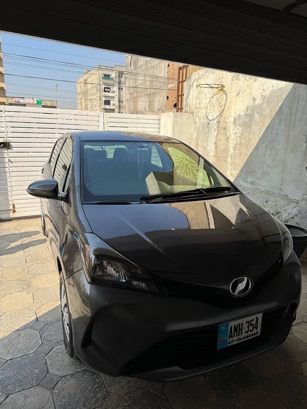 Toyota Vitz 2015 0