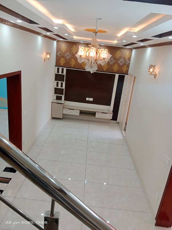 3.5 MARLA UPPER PORTION FOR RENT ,IN A BLOCK,  DREAM GARDENS  , PHASE 1, LAHORE. 2