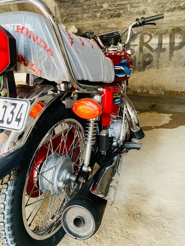 Honda 125 2024 10