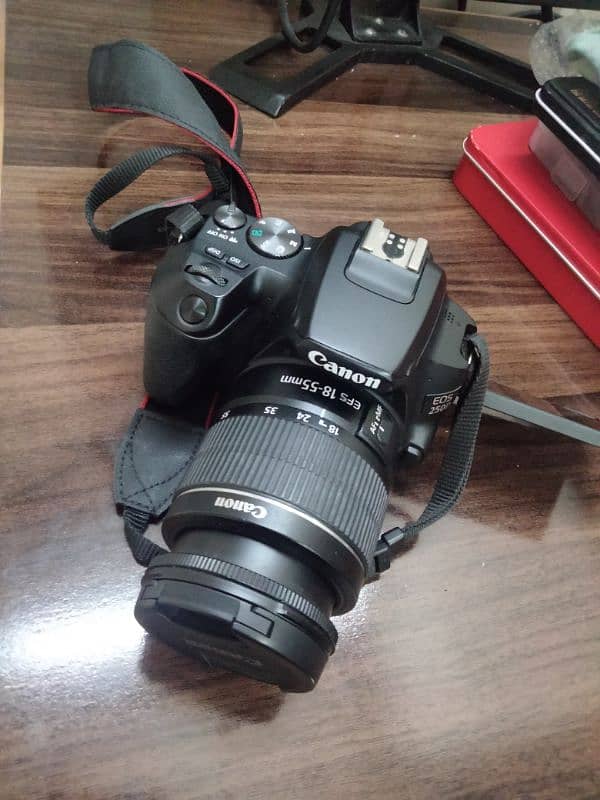 Canon 250D with 18-55mm lens 4