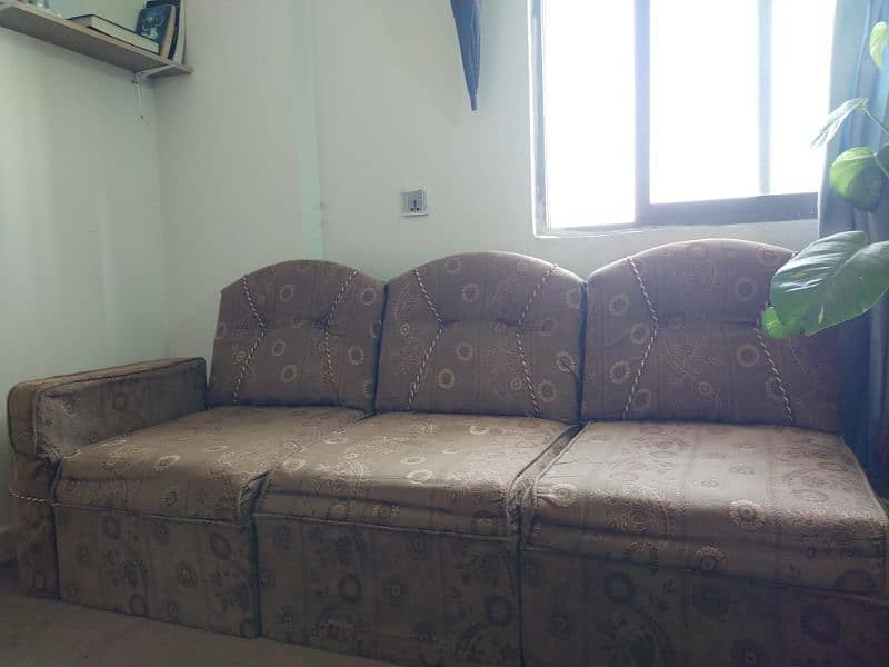 Urgent sale, 3 Single seater sofas with mini side table 3