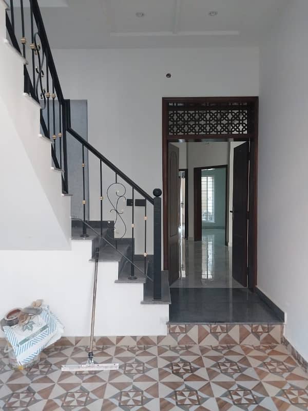 Brand New 5 Marla House for Sale in Johar Town 3 Beds, Double Unit, Italian Style Interiors 1