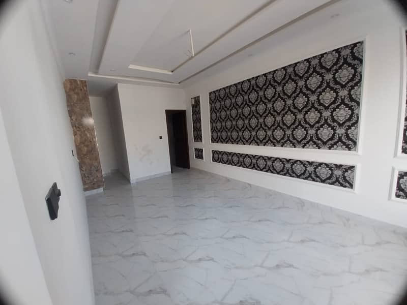 Brand New 5 Marla House for Sale in Johar Town 3 Beds, Double Unit, Italian Style Interiors 9