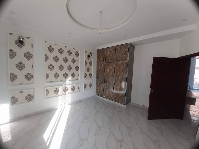 Brand New 5 Marla House for Sale in Johar Town 3 Beds, Double Unit, Italian Style Interiors 13