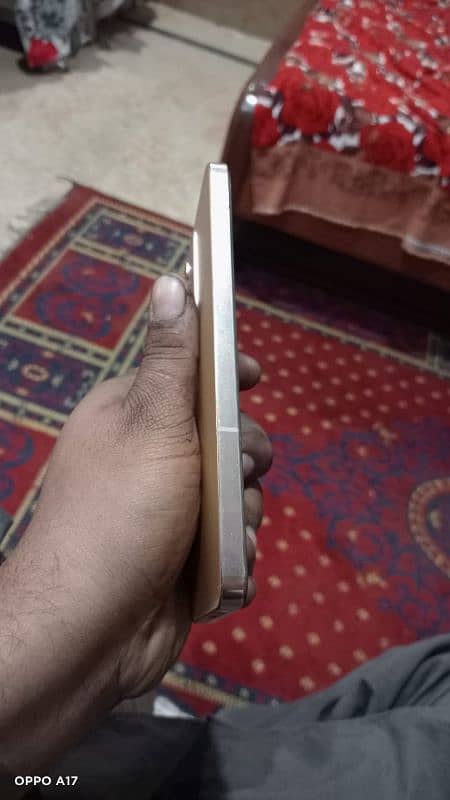 vivo v23 5g Ram 12+8 storage 256 all ok set he ph no 03082881902 7