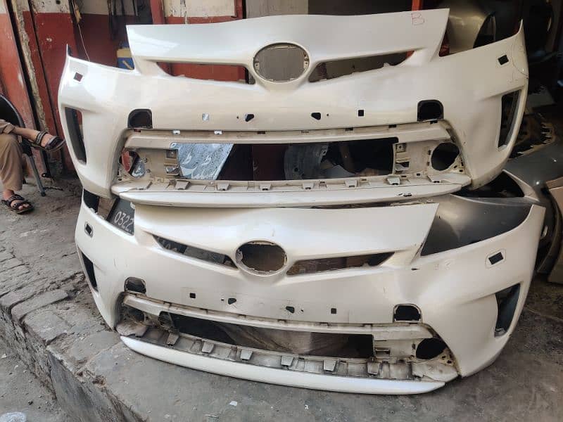 Toyota prius and aqua parts available 5