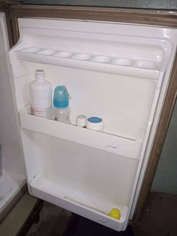 Dawlance Refrigerator 0