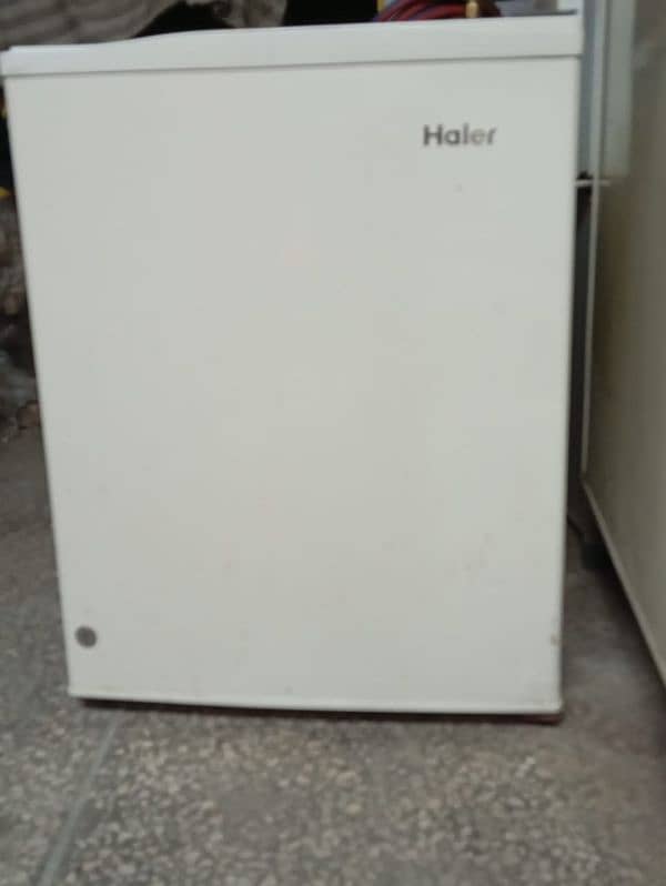 Haier refrigerator genuine condition 4