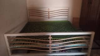 Large Size Iron Bed