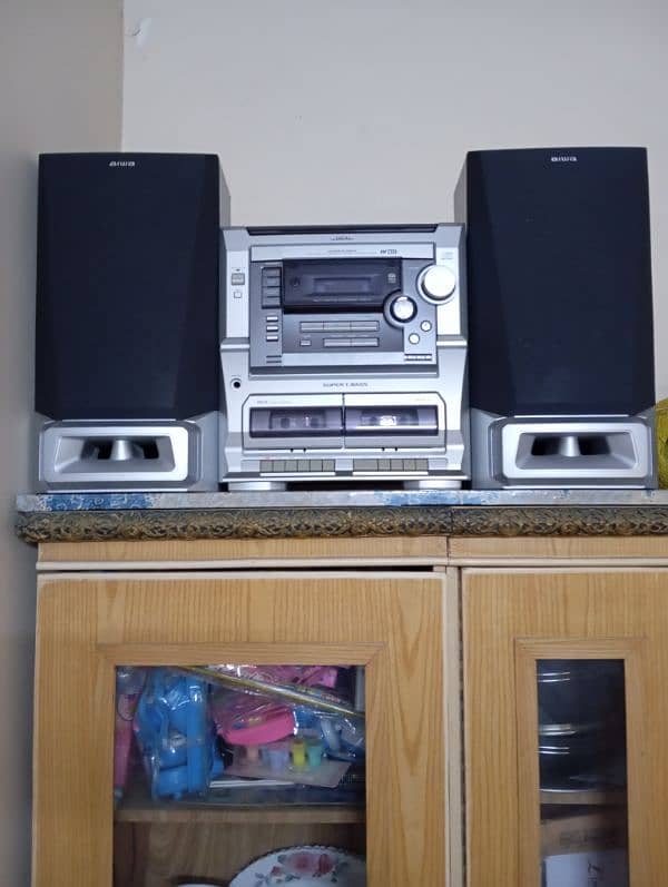 aiwa hi-fi sound system in new condition 2