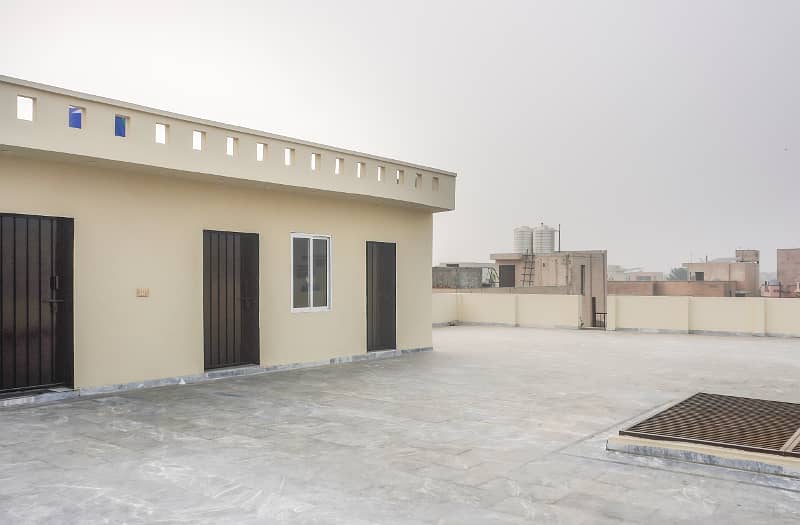 1 Kanal Brand New Designer House Super Hot Location Solid Construction Near Park Market Mosque 45