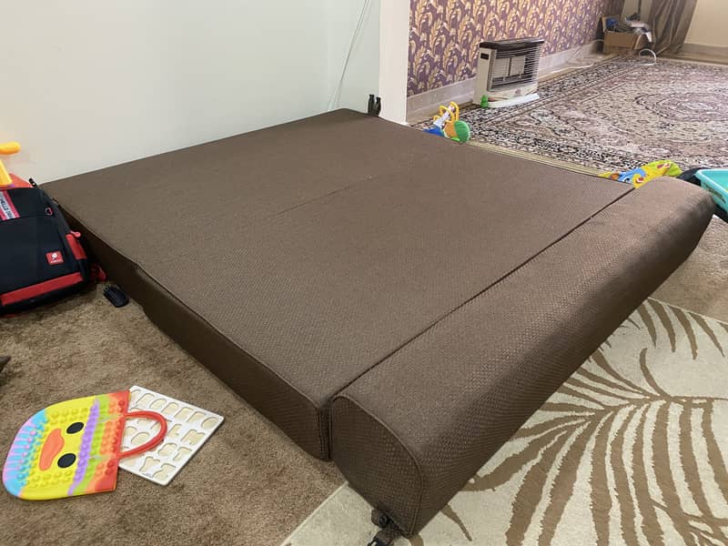 3 Seater Sofa Cum Bed (6 ft) 2