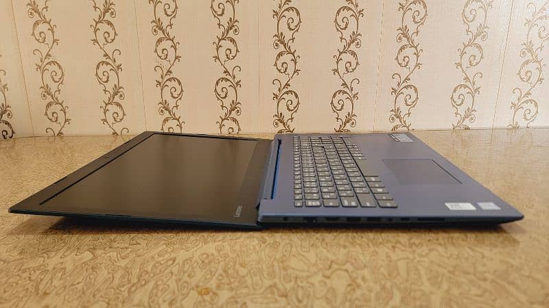 Laptop Lenovo | Core i3, 7th Gen | Slim Lightweight 2