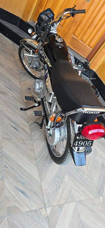 Honda 125 2024 1