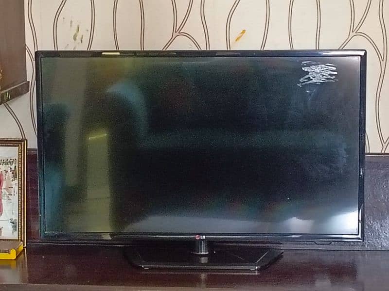 Lg 42 inch LCD All Ok 0