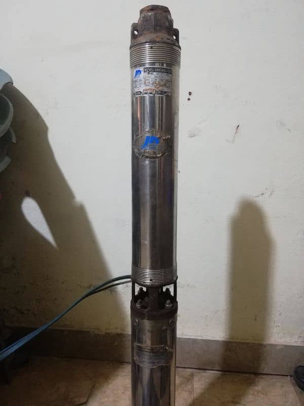 Deep Well Submersible Pump 1