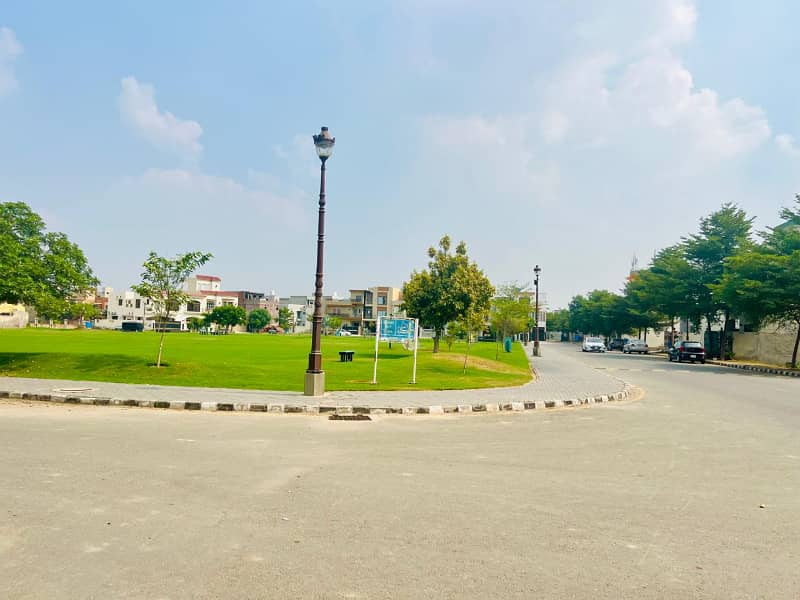 5 Marla Residential Hot Location Plot Available For Sale In Lake City Sector M-7 Block B 2