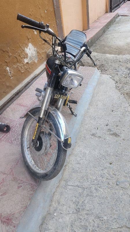 Honda cg 125 2013 model for sale 4