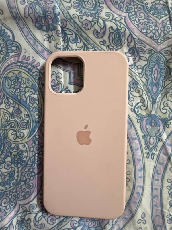 iphone 12 pro covers 4