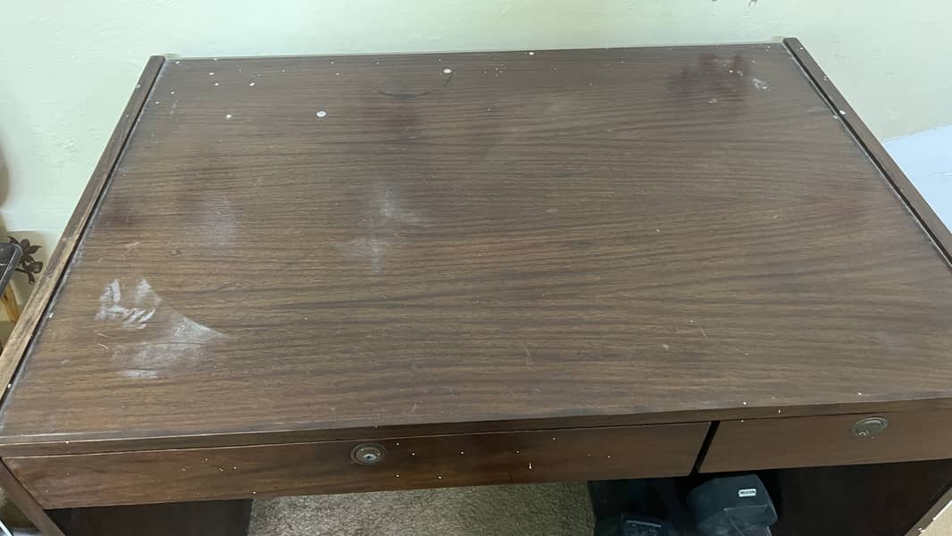 Office executive Table for sale 8000 0