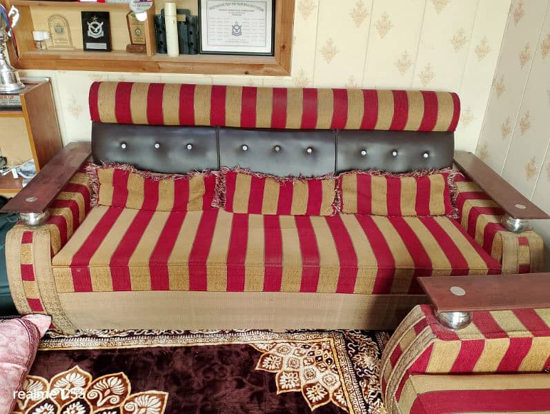 5 Seater Sofa Set Complete with Cushions 1