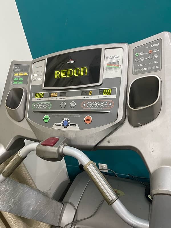 REDON Heavy duty treadmill and gym cycling machine 1