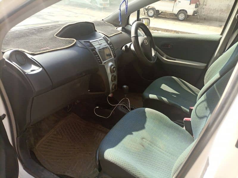 Toyota Vitz 2005 4