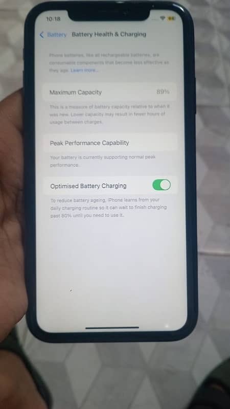 IPHONE XR 64 gb all ok  True Tone Face ID all ok. BATERY HEALTH 89 3