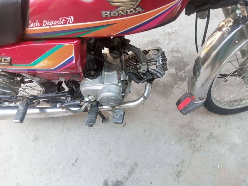 Honda Cd 70 for Sale 6