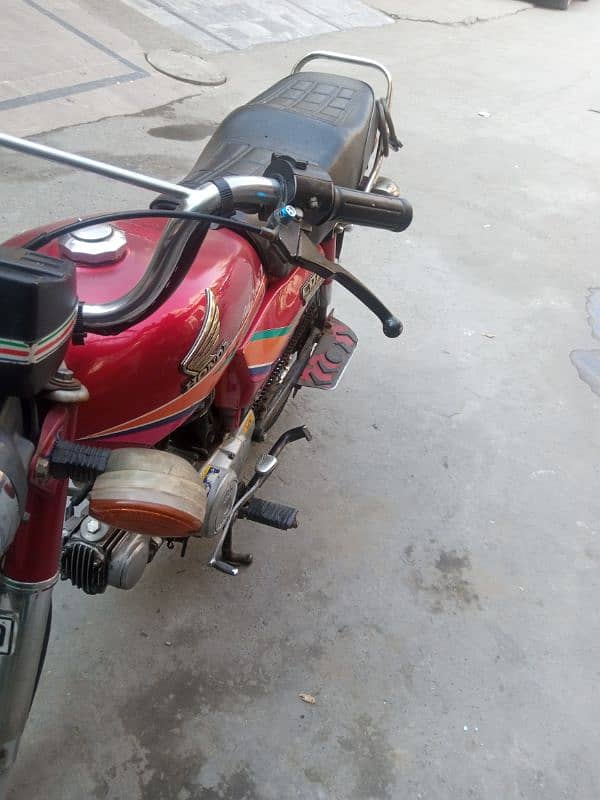 Honda Cd 70 for Sale 8