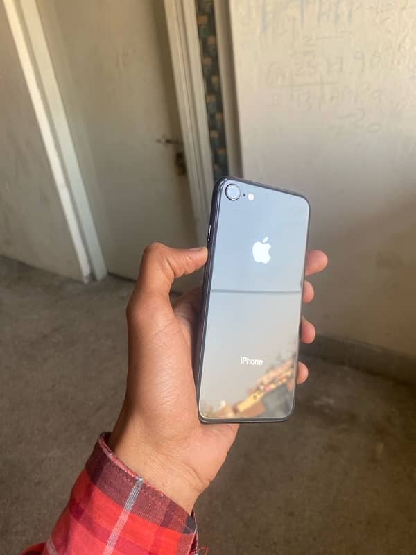 iPhone 8 sim glitch 9