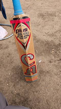 CA PLUS 15000 player edition handball cricket bat used